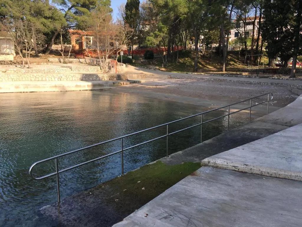 Appartamento My Paradies - Malinska 2****