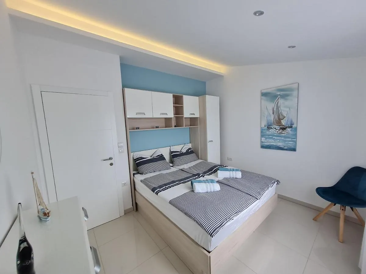 Apartment My Paradies - Malinska 2****